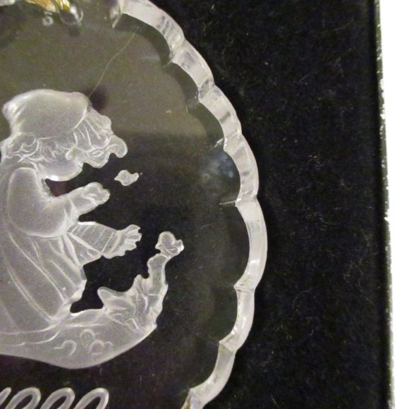 Vintage Precious Moments 1990 Crystal Ornament "Winter Song", Little Girl&Birds - Picture 5 of 8
